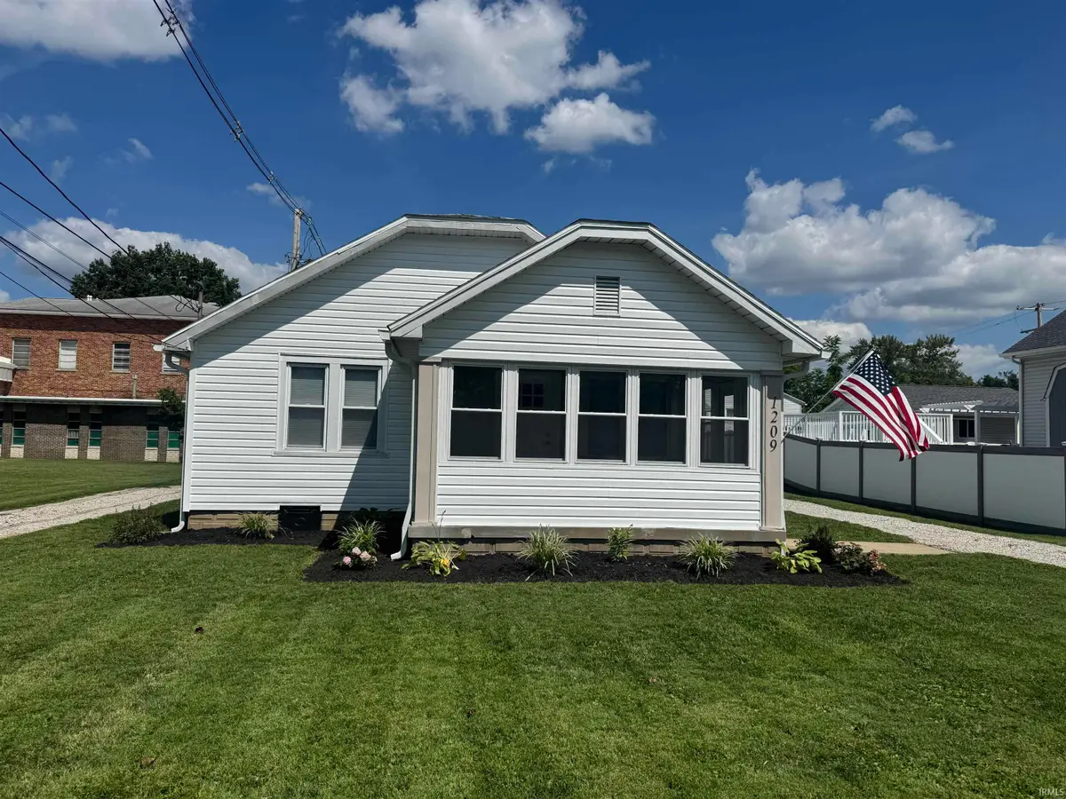 1209 N Boeke Road, Evansville, IN 47711 - #1