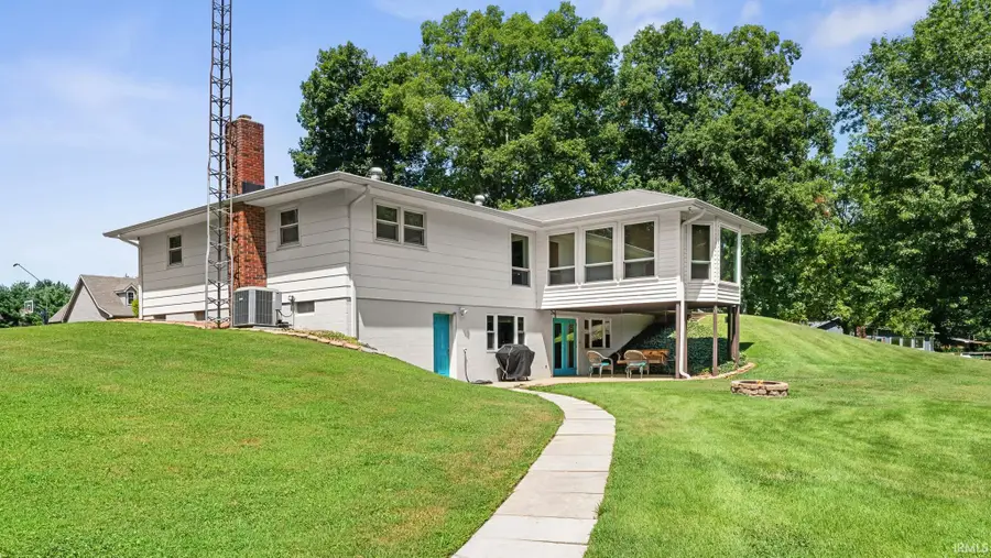 601 Yockey Estates, Mitchell, IN 47446 - #2