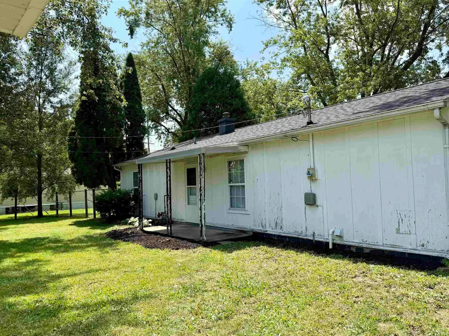 1403 S Miller Avenue, Marion, IN 46953 - #2