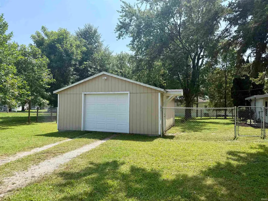 1403 S Miller Avenue, Marion, IN 46953 - #3
