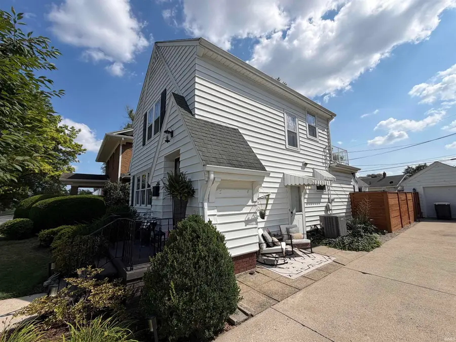 1607 Cherokee Road, Fort Wayne, IN 46808 - #2
