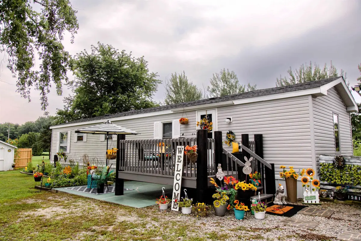 15811 W 200 North Road, Medaryville, IN 47957 - #1