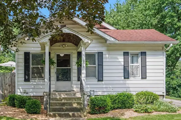 1513 El Reno Street, Elkhart, IN 46516
