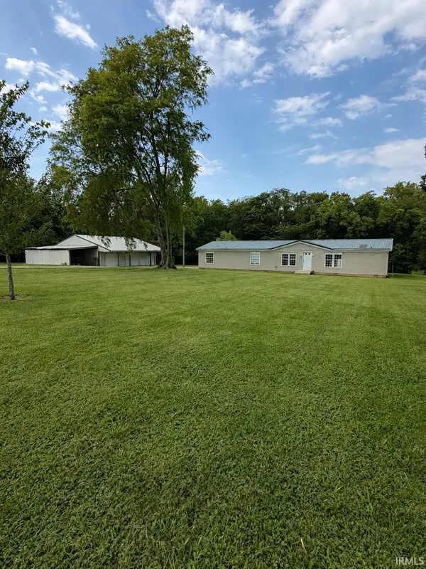 4988 W County Road 550 N, Petersburg, IN 47567