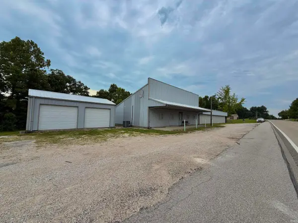 4026 Us 50 W Highway, Mitchell, IN 47446