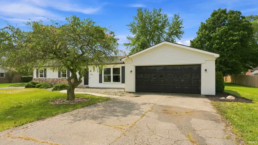 1475 W Westgate Avenue, Columbia City, IN 46725 - #3