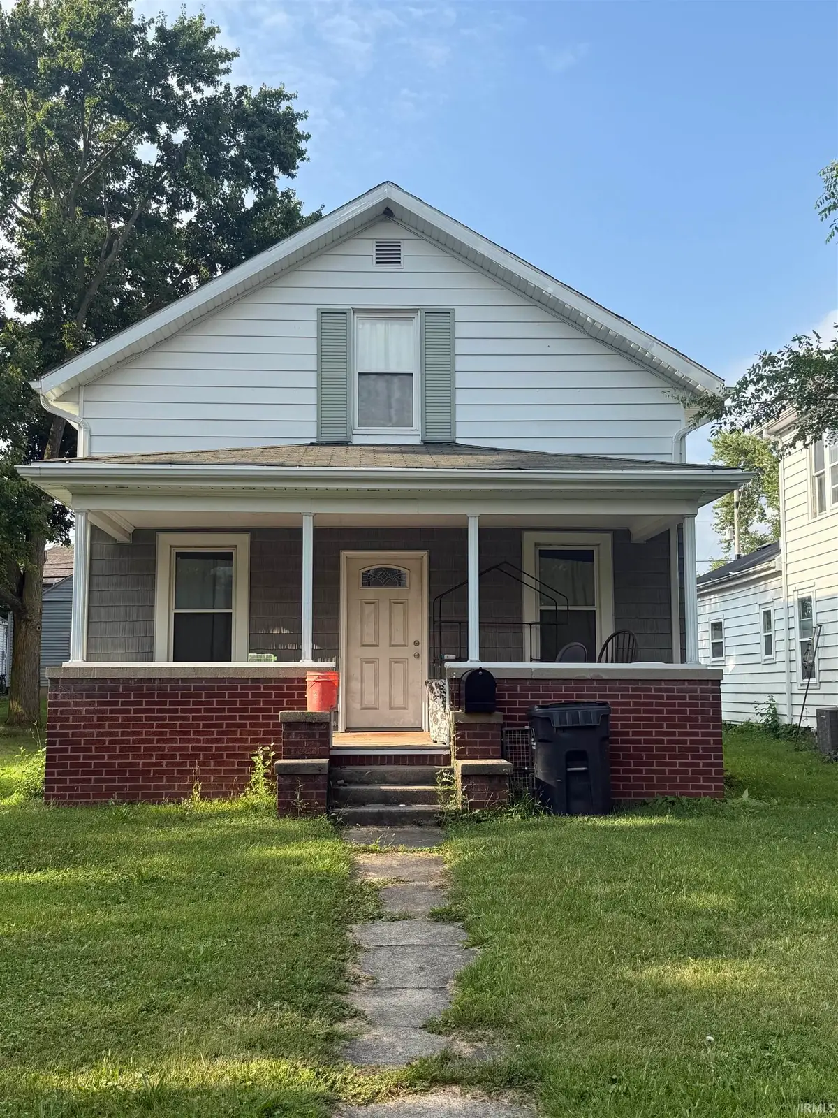 305 E Van Buren Street, Columbia City, IN 46725 - #1