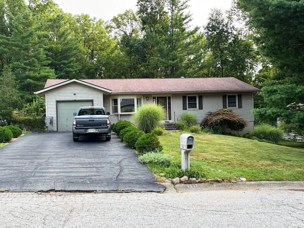 1517 E Elliston Drive, Bloomington, IN 47401 - #1