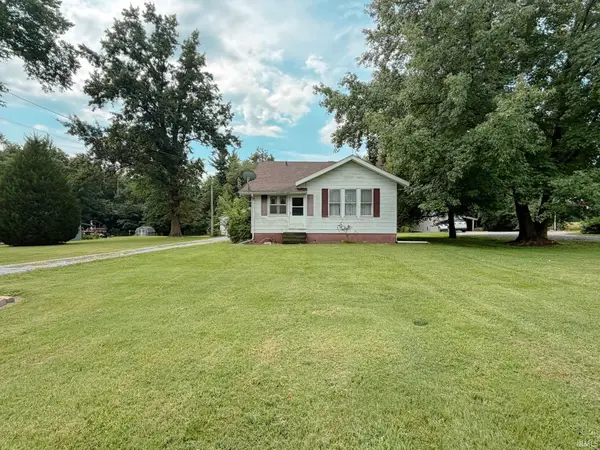 2002 Il Highway 15, Fairfield, IL 62837