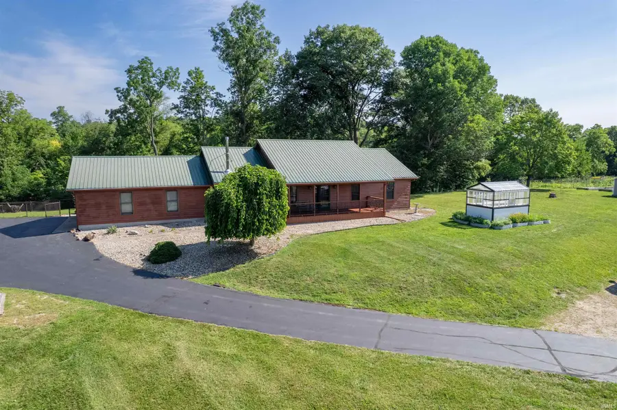 606 W Markle Road, Huntington, IN 46750 - #3