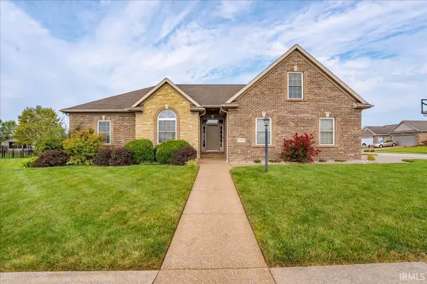 2833 Zachery Court, Newburgh, IN 47630