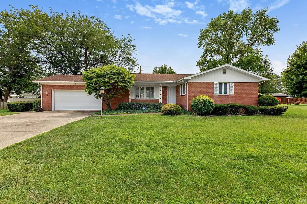 911 W 52nd Street, Marion, IN 46953 - #1