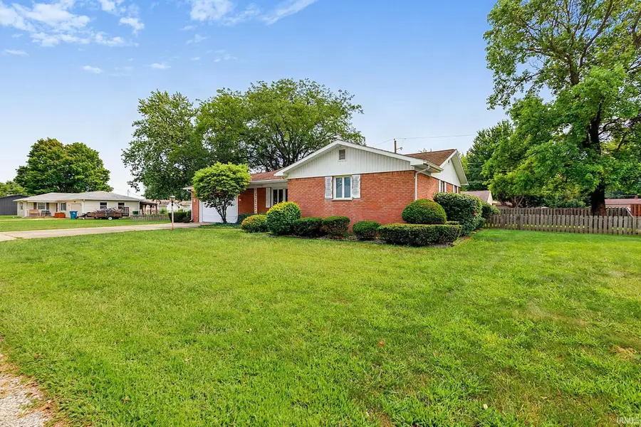 911 W 52nd Street, Marion, IN 46953 - #2