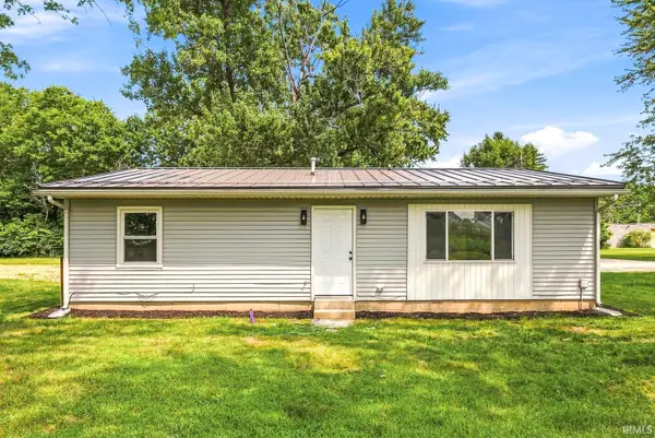 56613 Shore Avenue, Elkhart, IN 46516