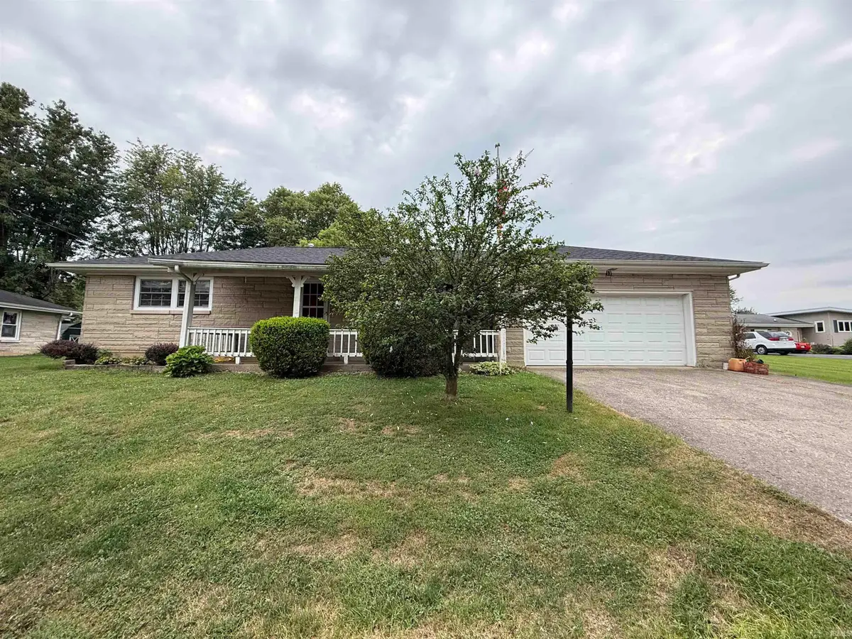17 P Street, Bedford, IN 47421 - #1