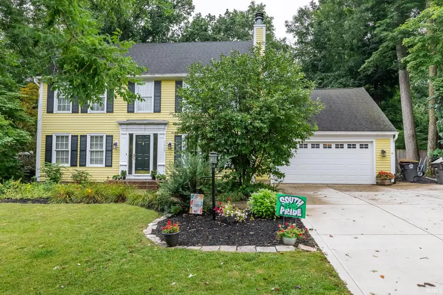 9829 Woodstream Drive, Fort Wayne, IN 46804 - #3
