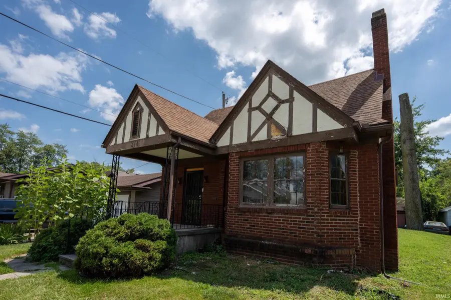 314 E Fleming Avenue, Fort Wayne, IN 46806 - #2
