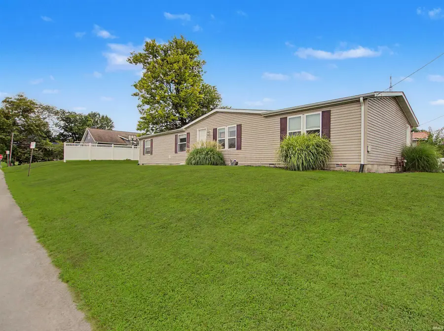 305 Queen Street, Loogootee, IN 47553 - #3