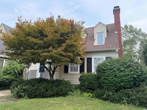 1006 E Oakside Street, South Bend, IN 46614