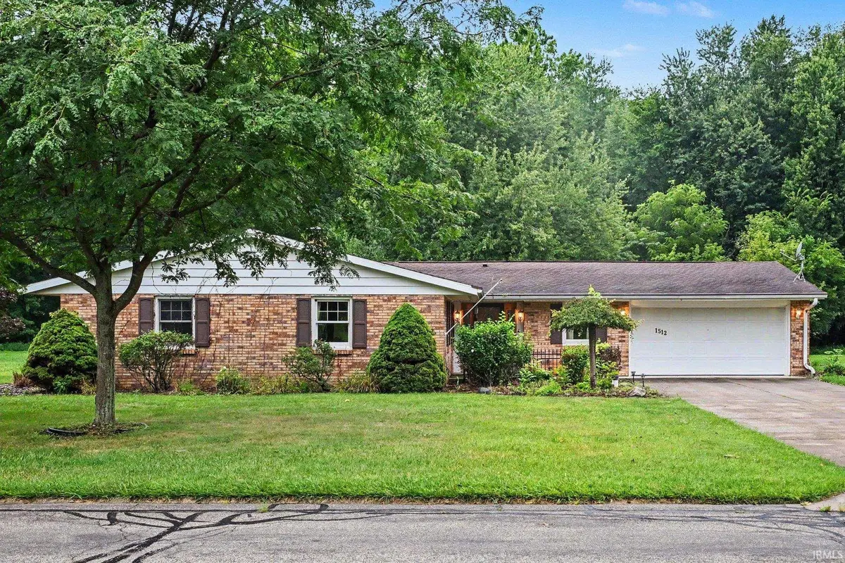 1512 Brook View Avenue, Warsaw, IN 46580 - #1