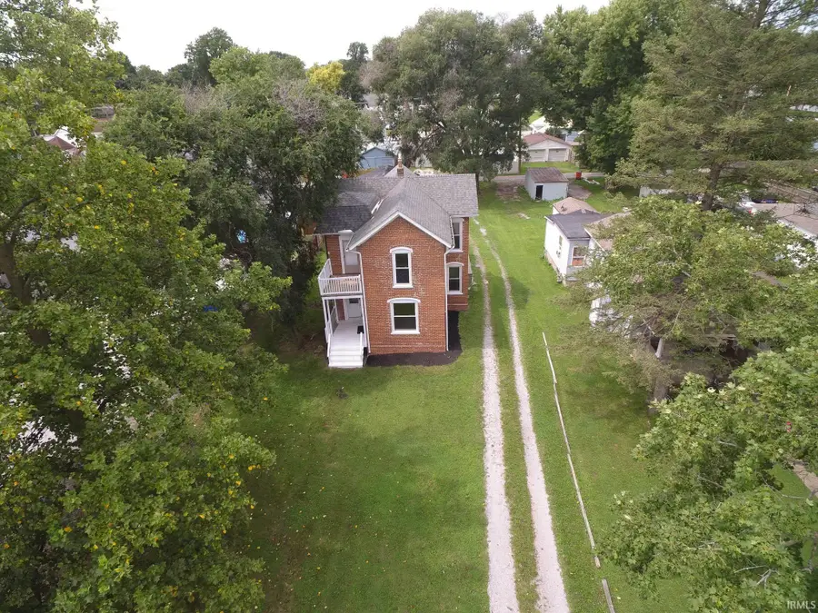 210 N Railroad Street, Monticello, IN 47960 - #2