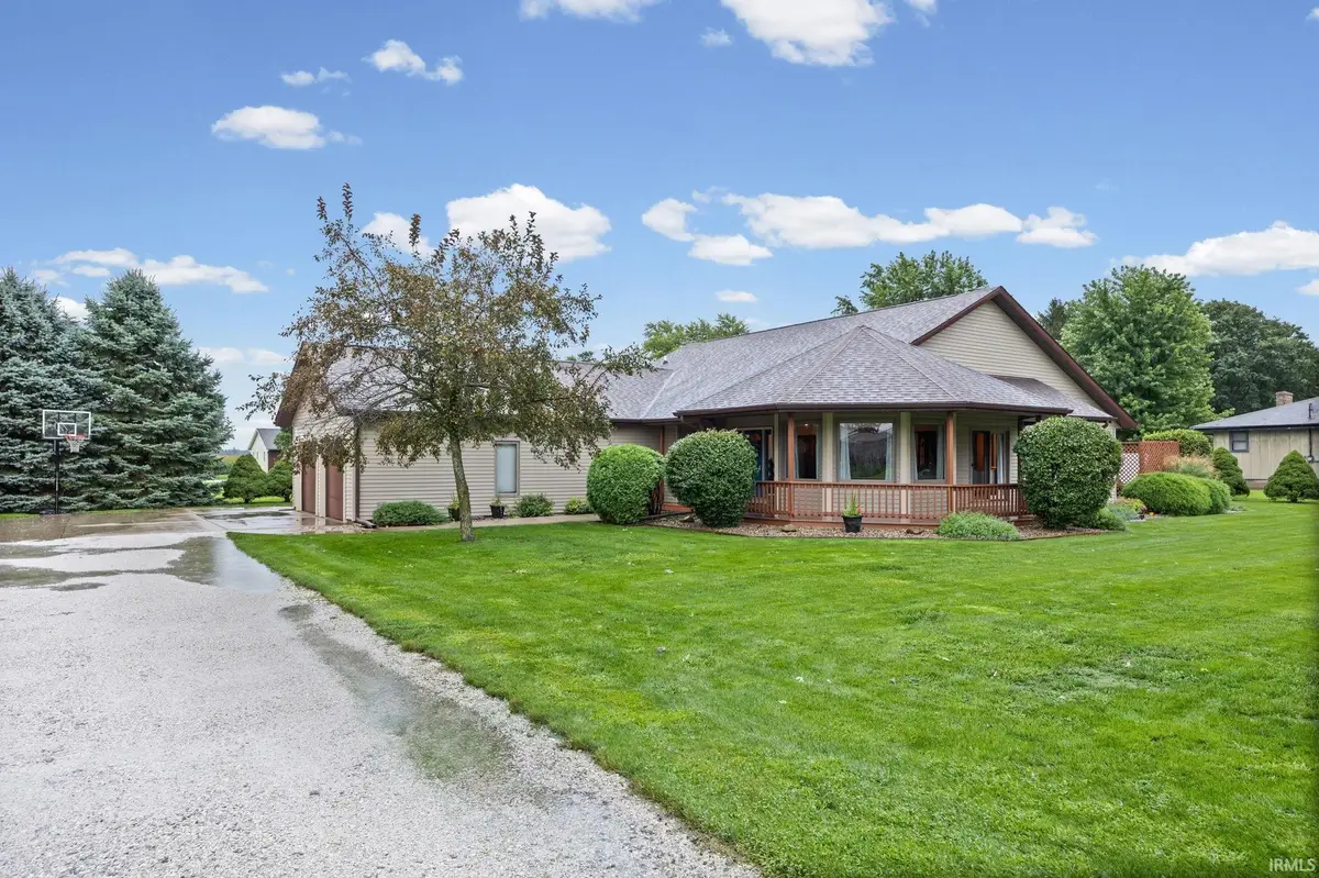 313 N Davis Street, Wolcott, IN 47995 - #1