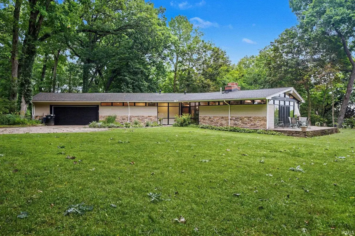 1910 Ribourde Drive, South Bend, IN 46628 - #1