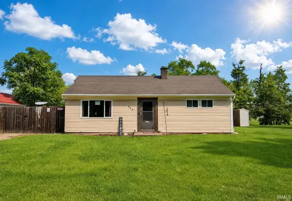 806 Courtney Drive, New Haven, IN 46774