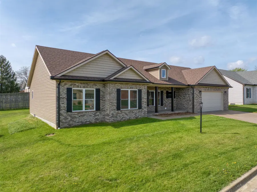 316 Sunset Drive, Mount Vernon, IN 47620 - #3