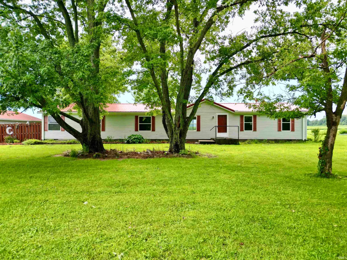 15751 N State Road 9, Summitville, IN 46070 - #1
