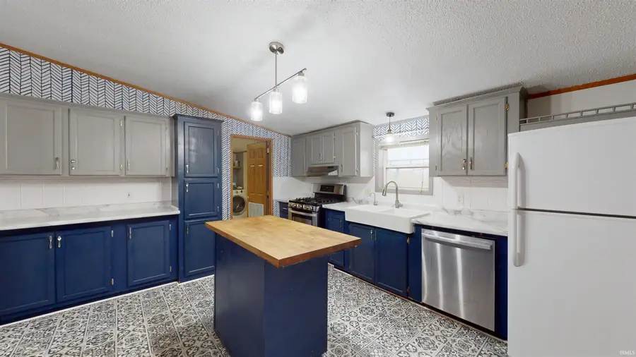 15751 N State Road 9, Summitville, IN 46070 - #2