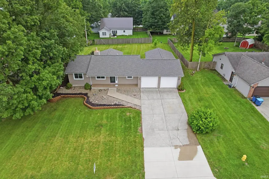401 Greenwood Trail, Ossian, IN 46777 - #2