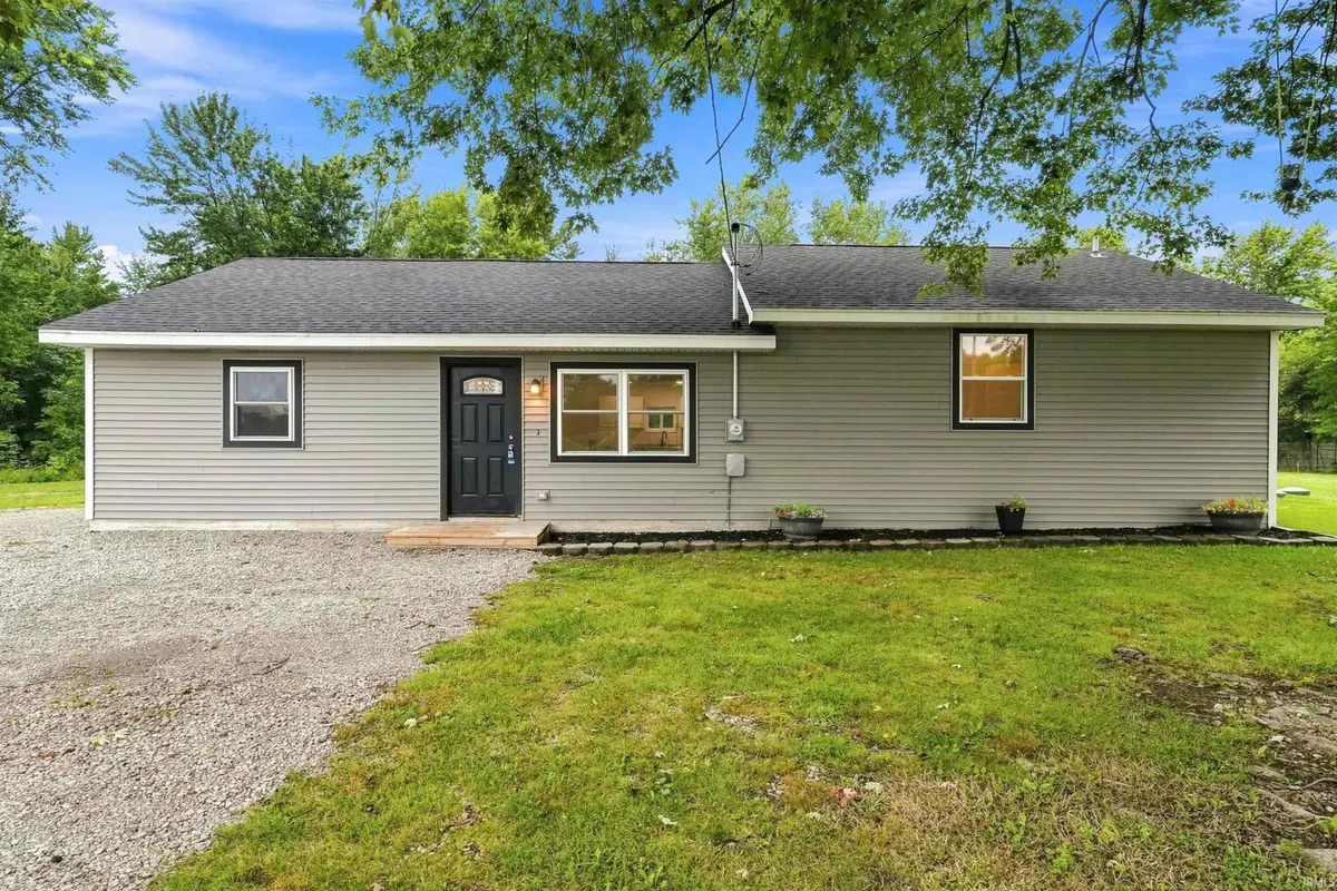 2854 S Lima Road, Kendallville, IN 46755 - #1