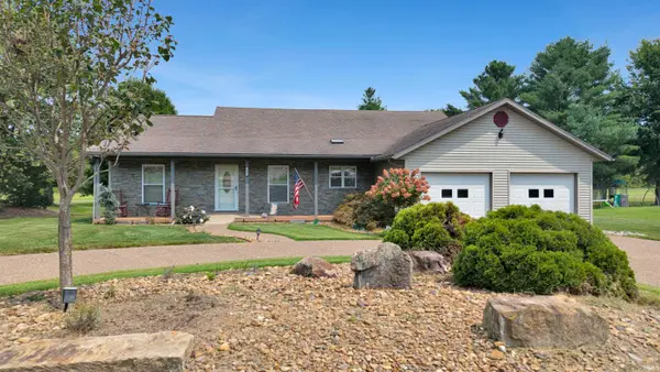 802 S Snow Ball Lane, Santa Claus, IN 47579