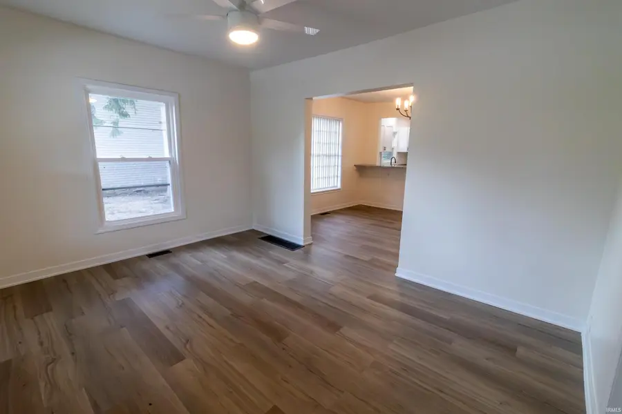 556 Division Street, Huntington, IN 46750 - #2