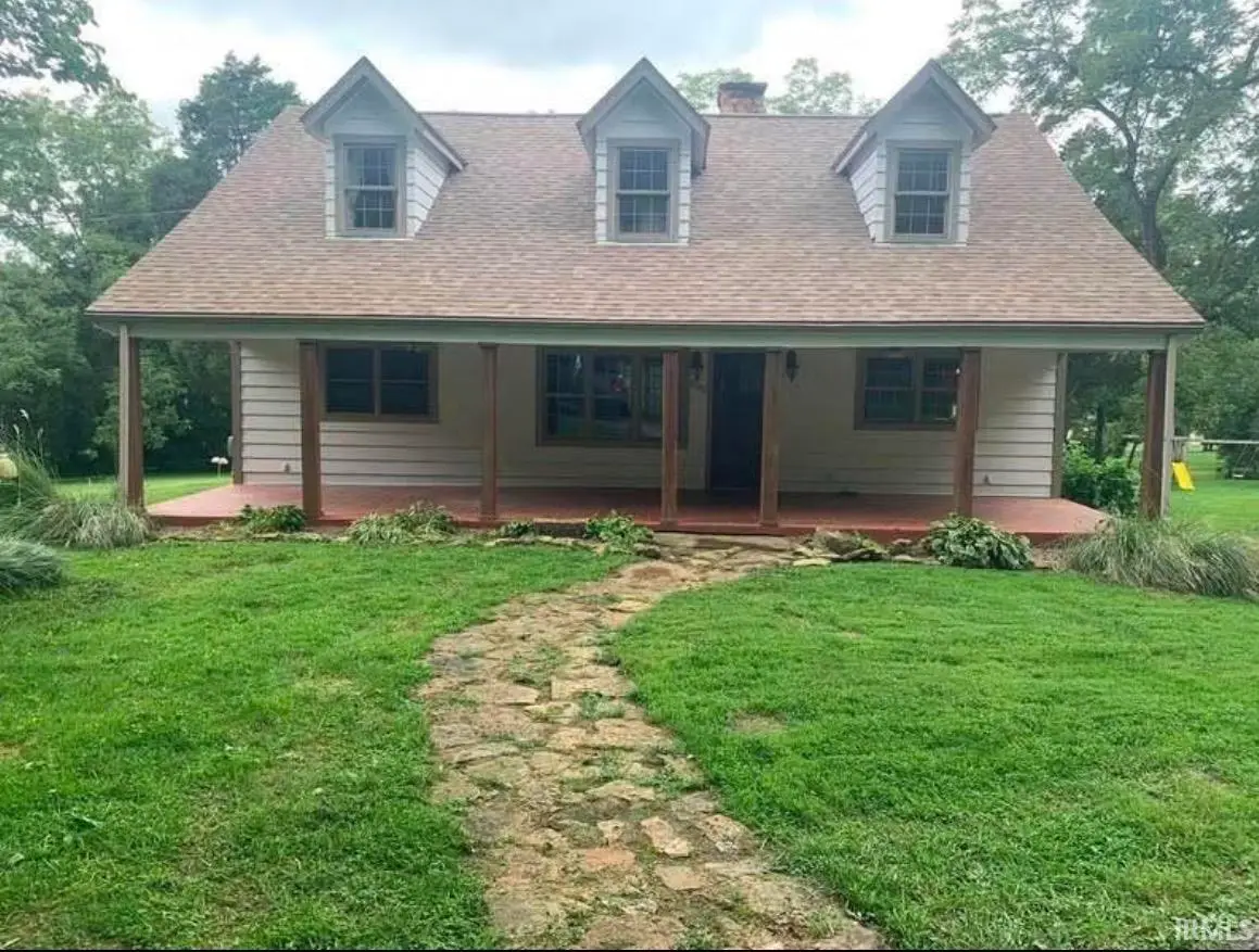 500 W First Street, Huntingburg, IN 47542 - #1