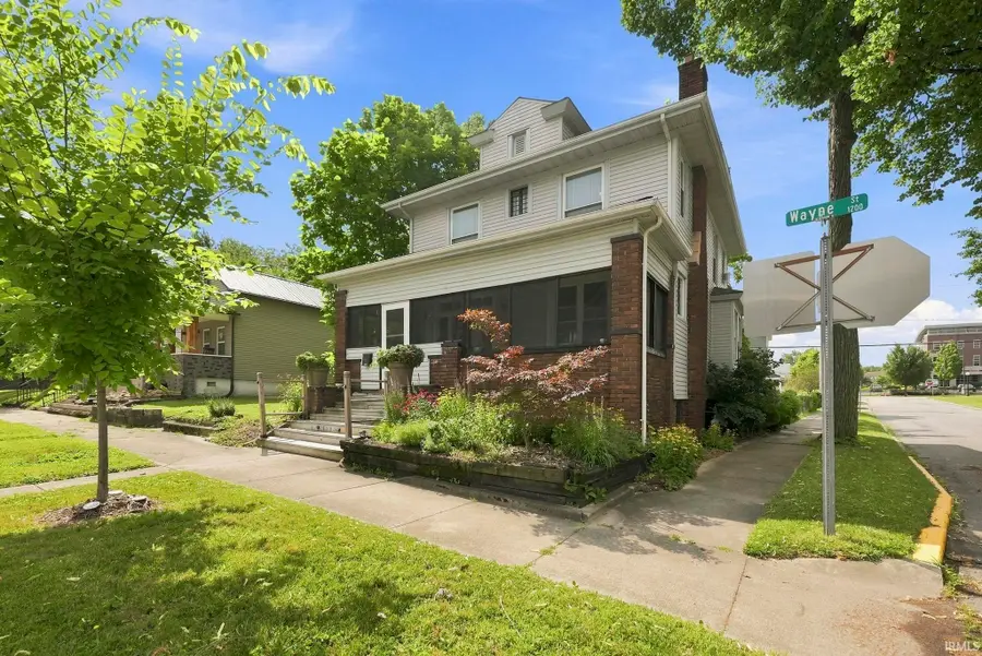 1202 E Wayne Street, Fort Wayne, IN 46803 - #2