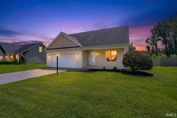 1888 St Lucia Drive, Newburgh, IN 47630