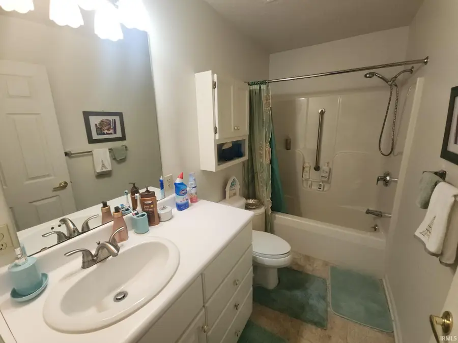 851 Walnut Ridge East Street, Logansport, IN 46947 - #2