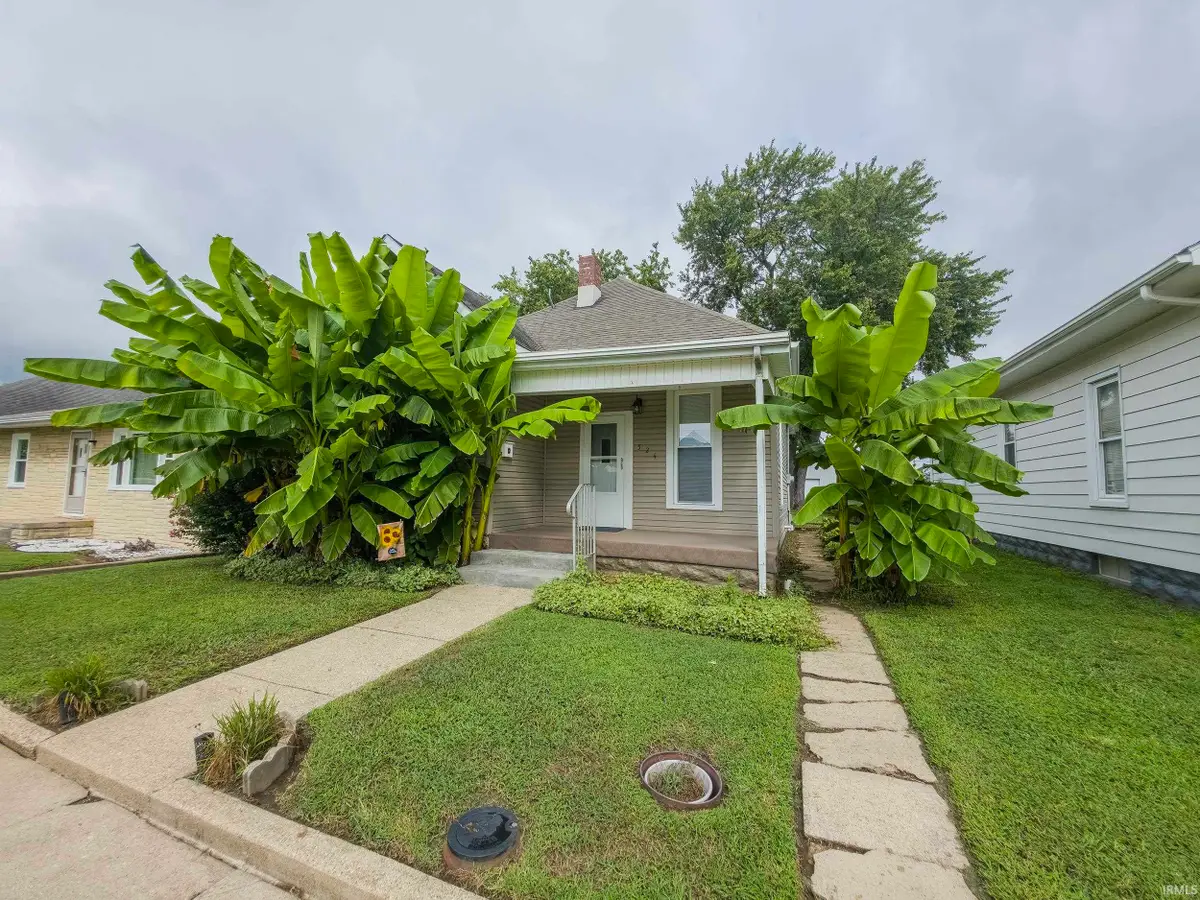 524 W 6th Street, Mount Carmel, IL 62863 - #1