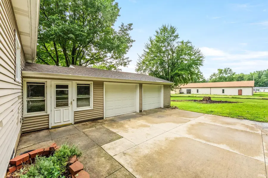 907 E 2nd Street Ext Street, North Manchester, IN 46962 - #2
