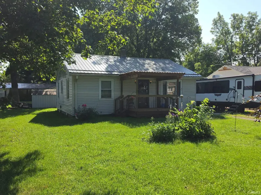 312 N East Street, Milford, IN 46542 - #3
