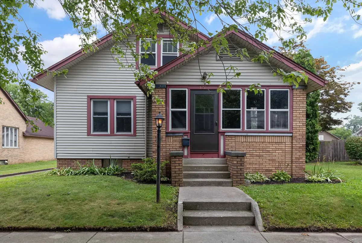 131 Kenyon Avenue, Elkhart, IN 46516 - #1
