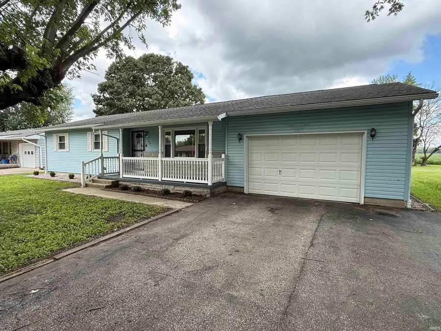 102 S Garr Street, Walton, IN 46994 - #2