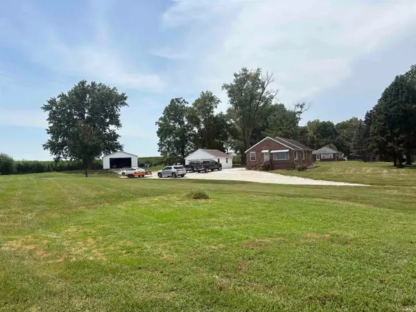 6495 E Old 50 Highway, Vincennes, IN 47591