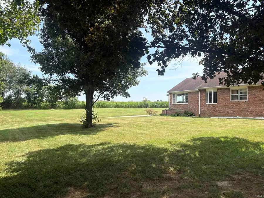 6495 E Old 50 Highway, Vincennes, IN 47591 - #3