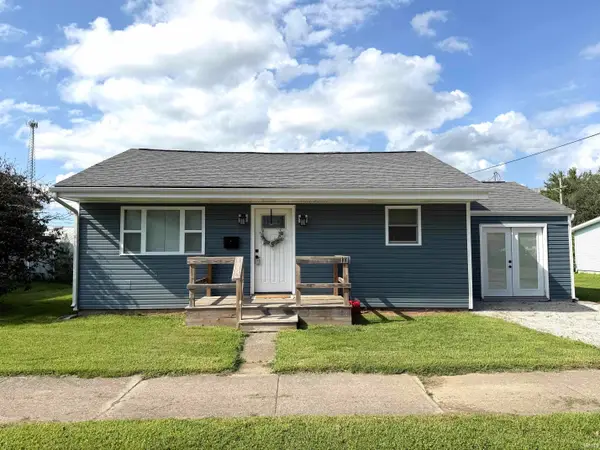 113 W Maple Street, Flora, IN 46929