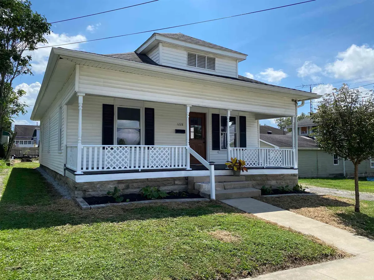 1228 9th Street, Bedford, IN 47421 - #1