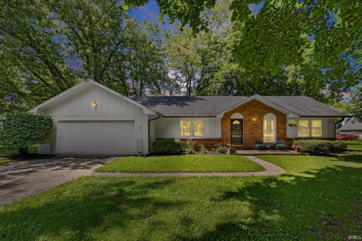 11490 W 1200, Monticello, IN 47960 - #1