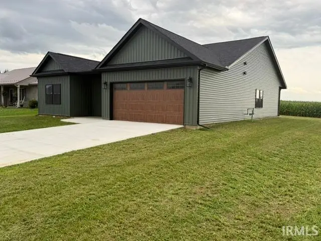 25 Chrysler Avenue, Wabash, IN 46992 - #2